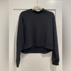 LIKE NEW lululemon black crewneck!